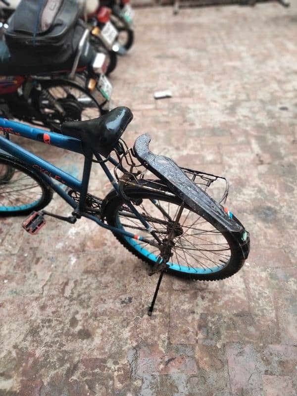 bicycle in good condition 1