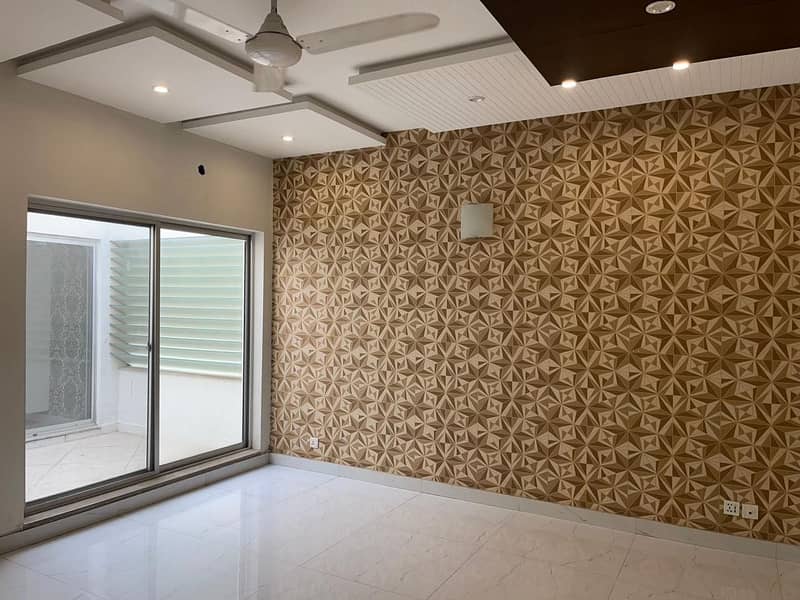 DREAM HOME OFFERS one kanal upper portion Is Available For Rent In DHA Phase 06 Lahore 100% Orginal Pictures 13