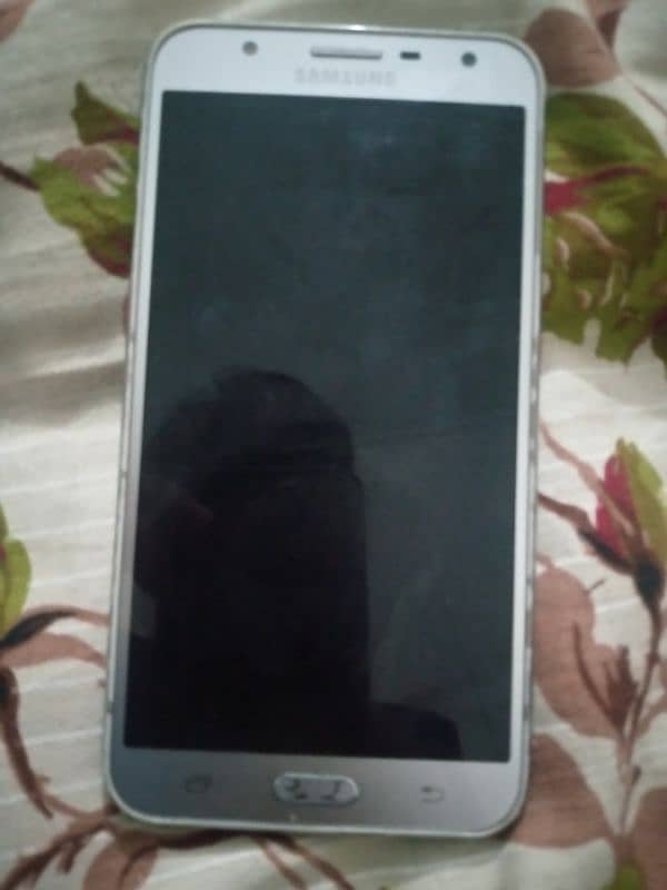 Non PTA Samsung Galaxy J7 core 1