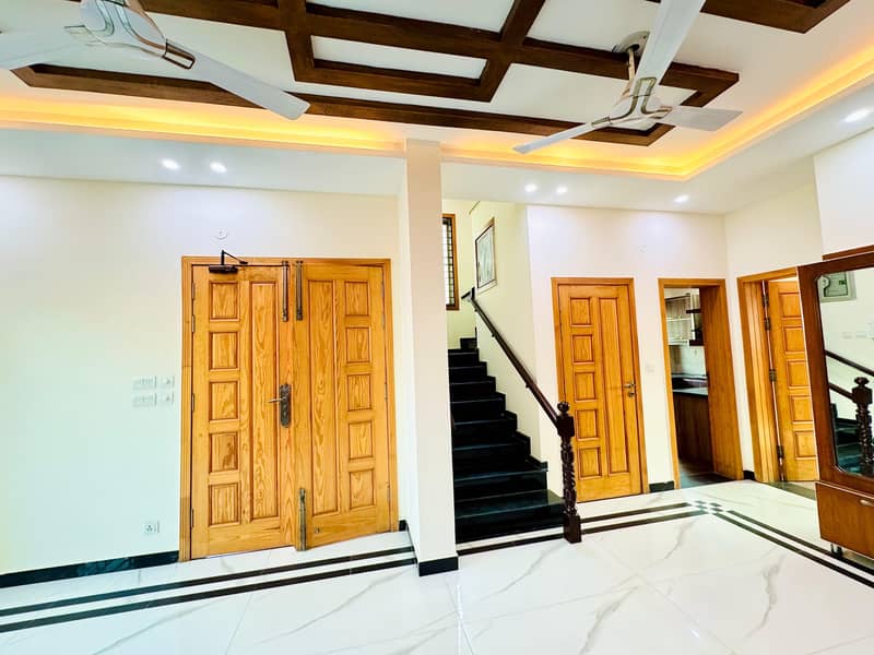 DREAM HOME OFFERS Elegant 5.5 Marla Modern House For Sale In DHA Phase 6, Sector C 15