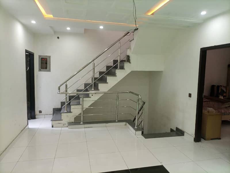 3 Beds 5 Marla Prime Location House for Sale in Imperial 1 Block Paragon City Barki road Lahore. 6