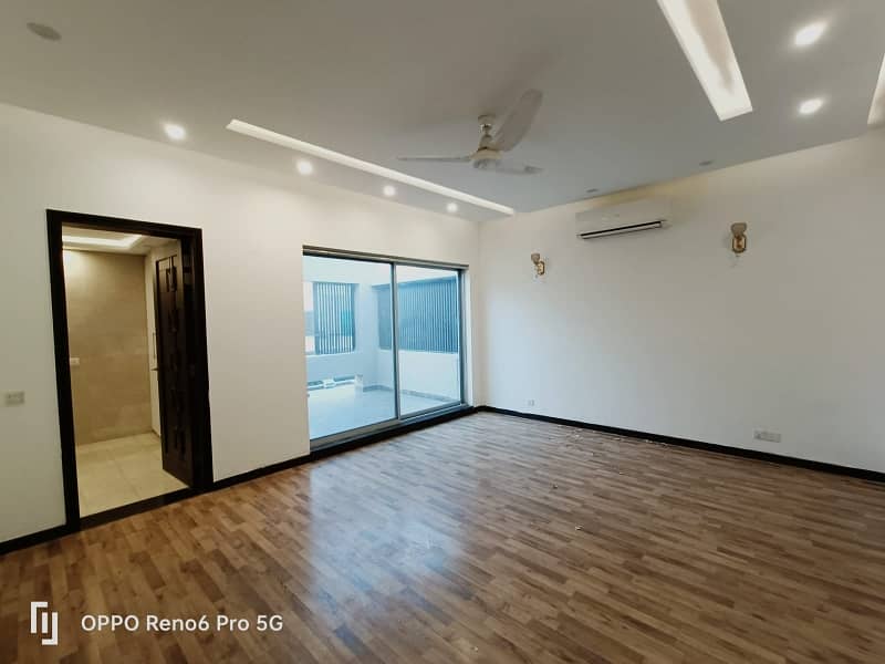 Kanal House For Rent With Ac Instell Near Masjid Hote Location 11