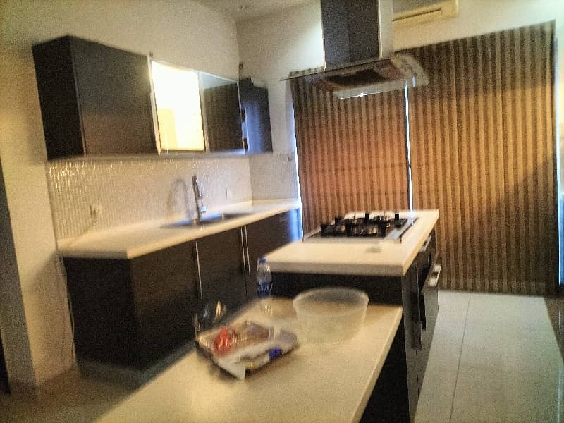 1 Kanal House For Rent In Dha Phase 5 Near Park Hote Location 4