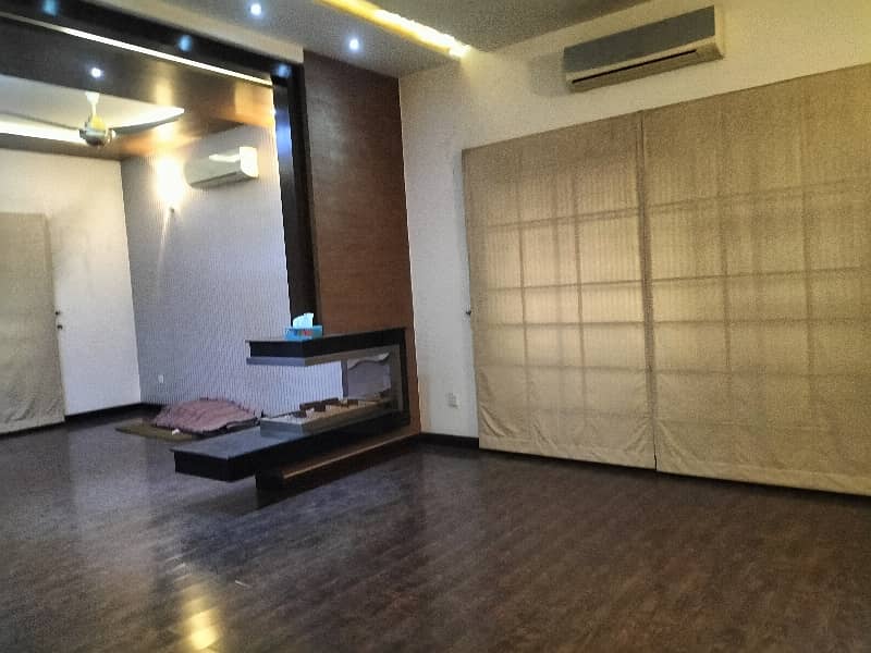 1 Kanal House For Rent In Dha Phase 5 Near Park Hote Location 6