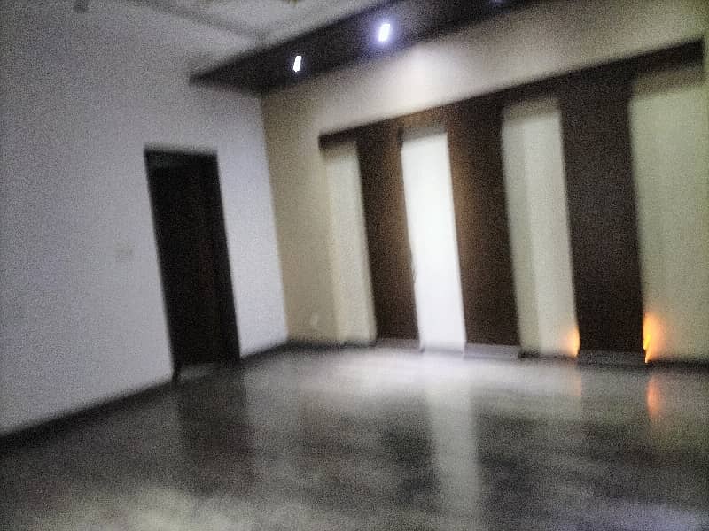 1 Kanal House For Rent In Dha Phase 5 Near Park Hote Location 7