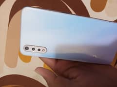 vivo s1 4gb 128gb 10/9 with complete  box