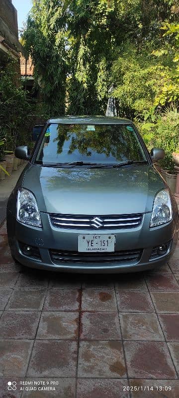 Suzuki Swift 2013 dlx 1.3 0