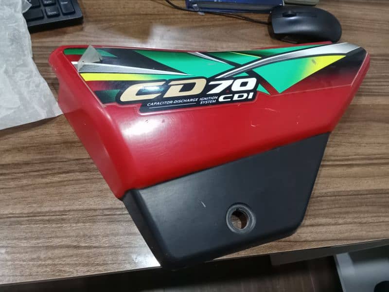 Honda CD 70 bike left Battery side tappa original 2022 model 4