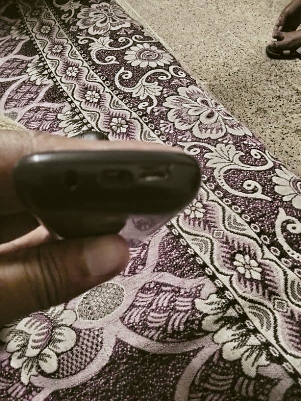 Nokia 130 h Khali mobile h pta aproved. 2