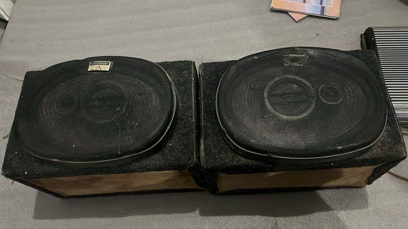 KENWOOD  original speaker with amplifier 1