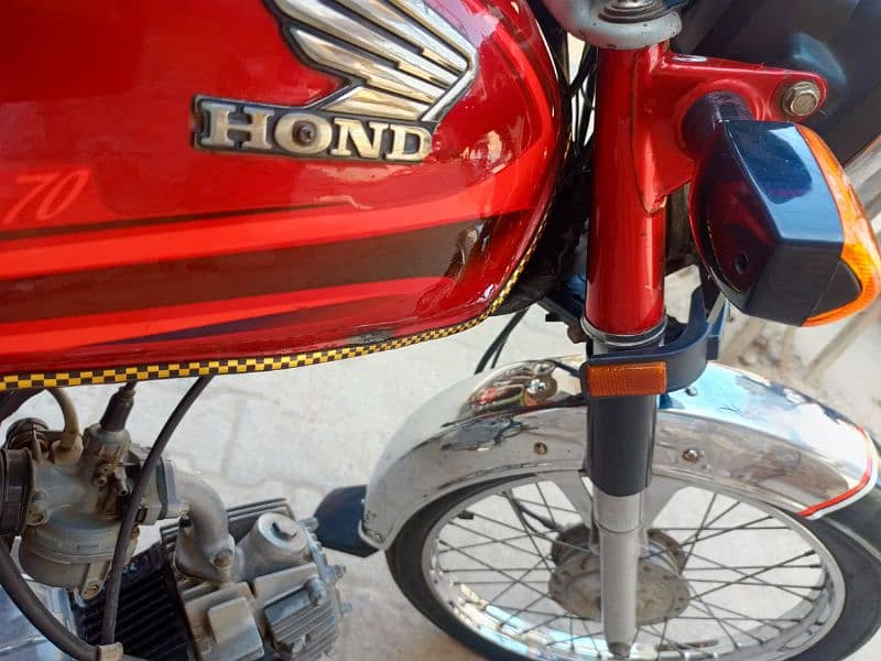 Honda original copy latar 03095721239 2