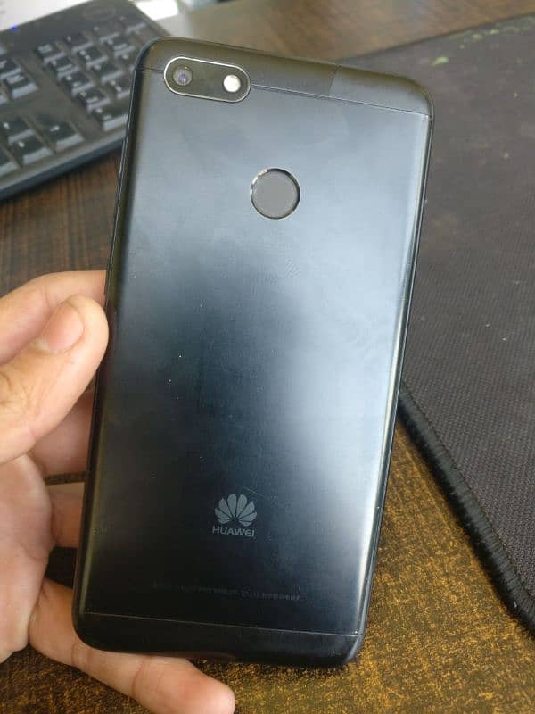 Huawei y6 pro 2017 5