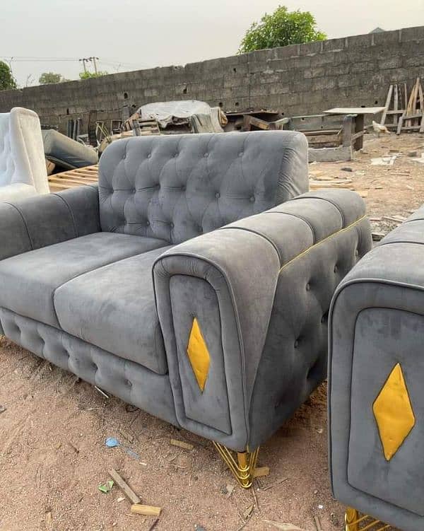 sofa set bahtareen quality my apko melygi. apky shahir or apky elakymy 1