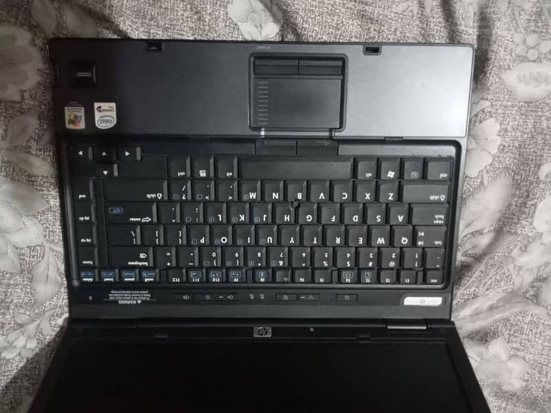 HP Compaq nc6400 1