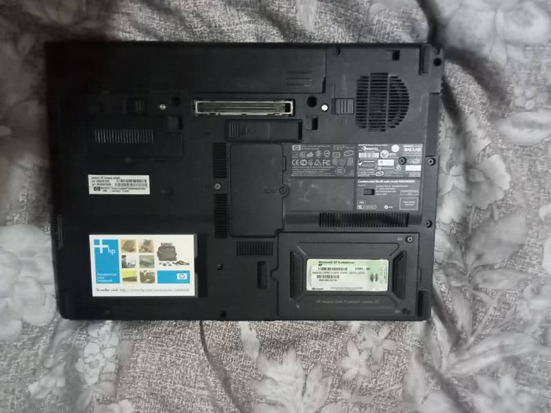 HP Compaq nc6400 5