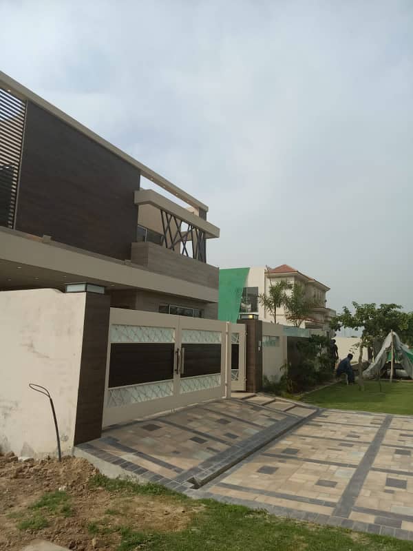 1 Kanal Modern Design House Available For Rent On Very Low Price 14