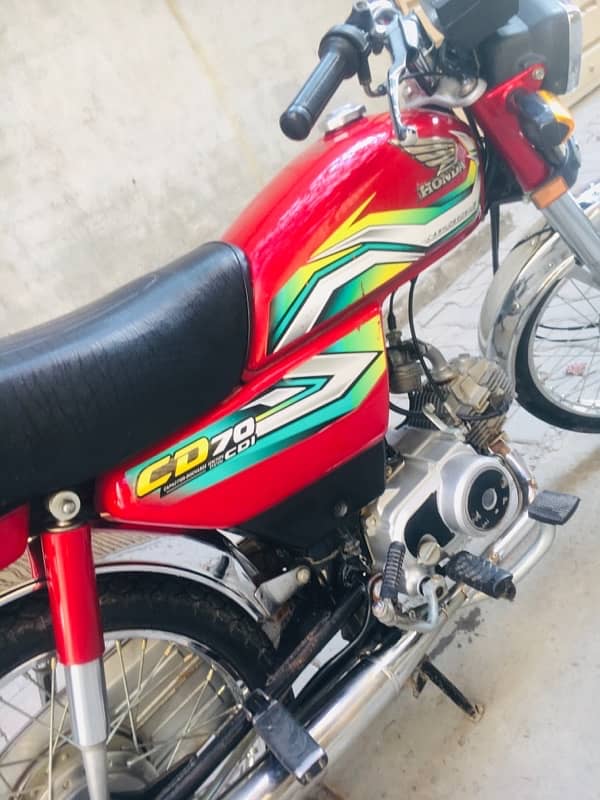 HONDA CD 70 GOOD CONDITION URGENT SALE PLEASE ONLY CALL 1