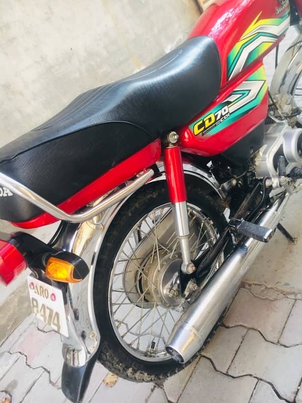 HONDA CD 70 GOOD CONDITION URGENT SALE PLEASE ONLY CALL 6