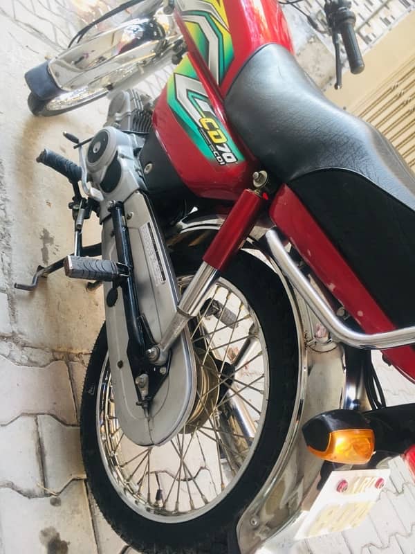 HONDA CD 70 GOOD CONDITION URGENT SALE PLEASE ONLY CALL 9