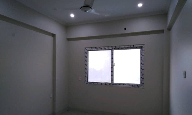 Ready To Buy A Flat In Gulshan-E-Iqbal Karachi 1