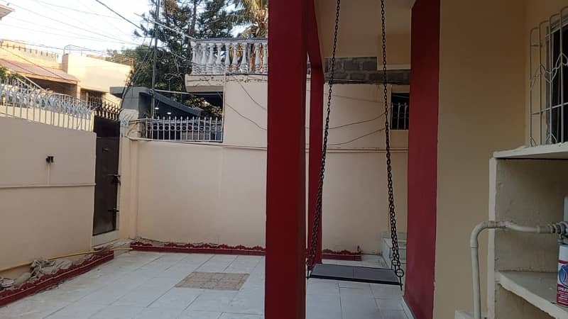 Double Storey 275 Square Yards House Available In Gulshan-E-Iqbal - Block 13-D2 For Sale 36