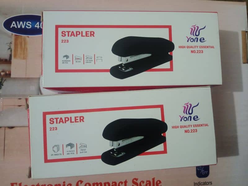 Digital wait scale And 2 stapler for sale 10