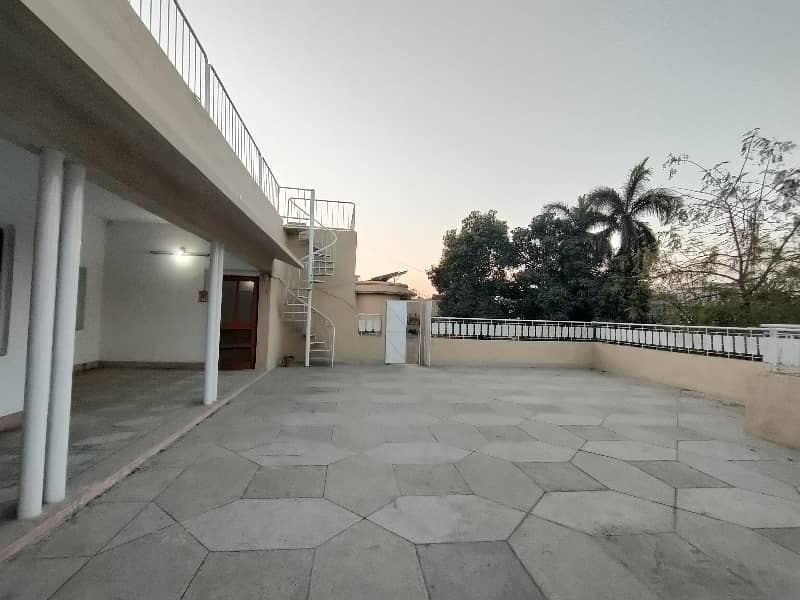 40-Marla 3-Bedroom's Separate Gate Upper Portion Available For Rent. 2