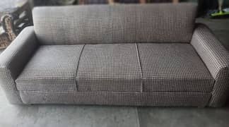 Comfortable 3 seater sofa