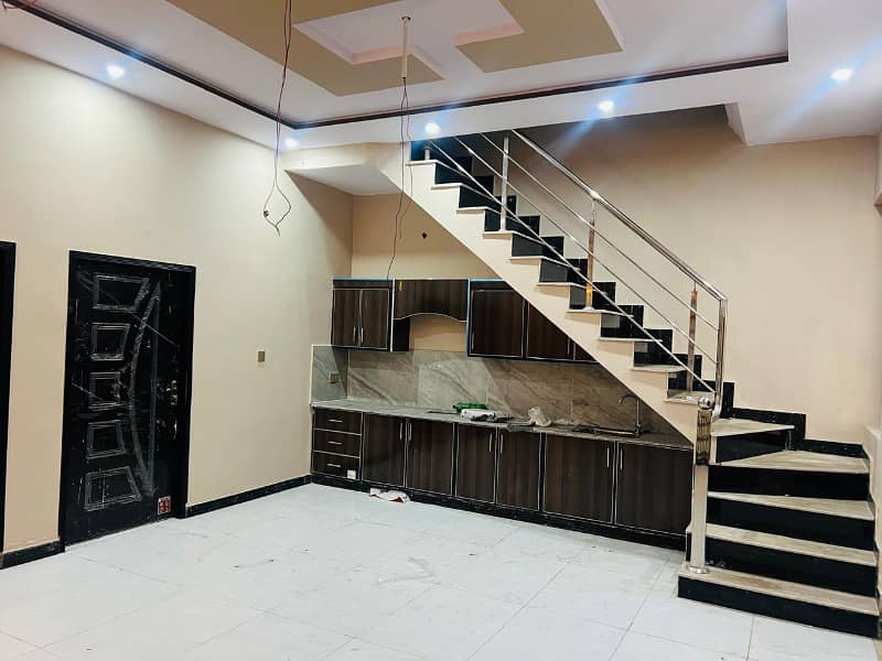 5 marla Brand New lavish Bhouse For Sale at urgent basis Gujranwala 27