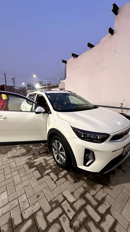 KIA Stonic Ex+ 2021 1