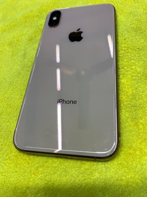 Iphone XS Golden PTA Approved 1