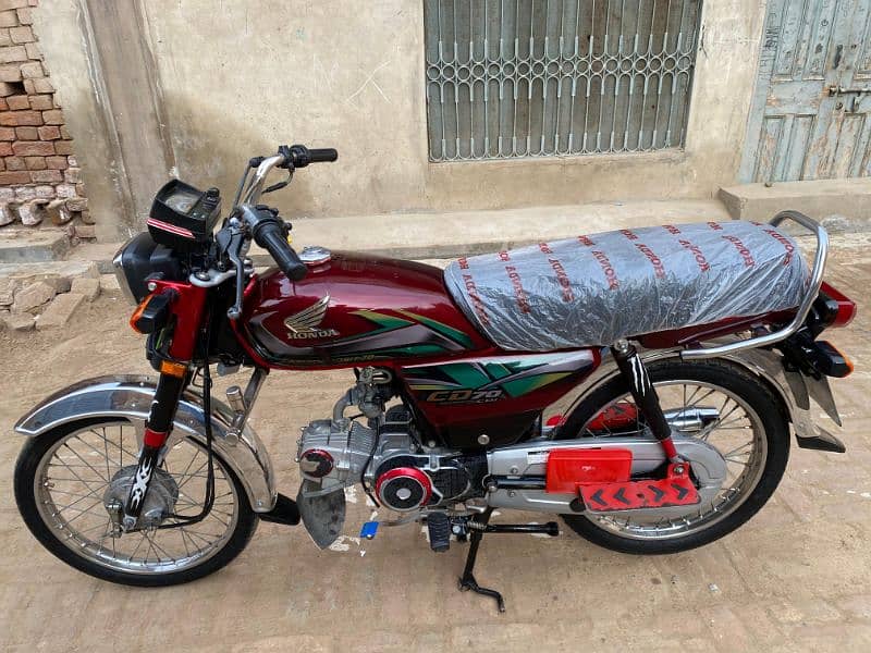 Honda CD 70 bike for sale model 2022 03057210160/03456561380 16