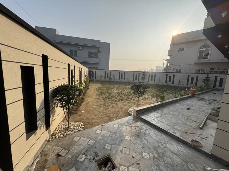 22 Marla Luxury House For Sale In Bismillah Housing Society 3