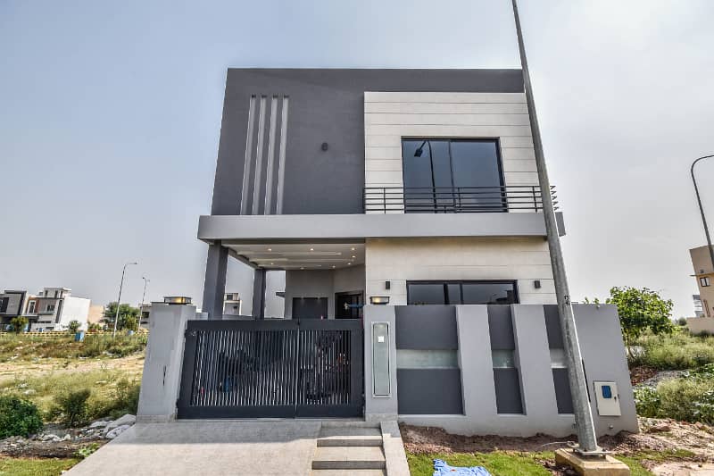 5 MARLA MODERN HOUSE AVAILABLE FOR RENT 0