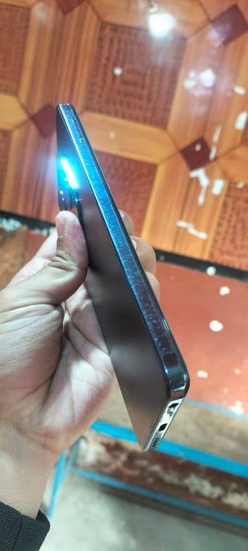 Infinix Hot 40i 8+8 128 For Sale 5