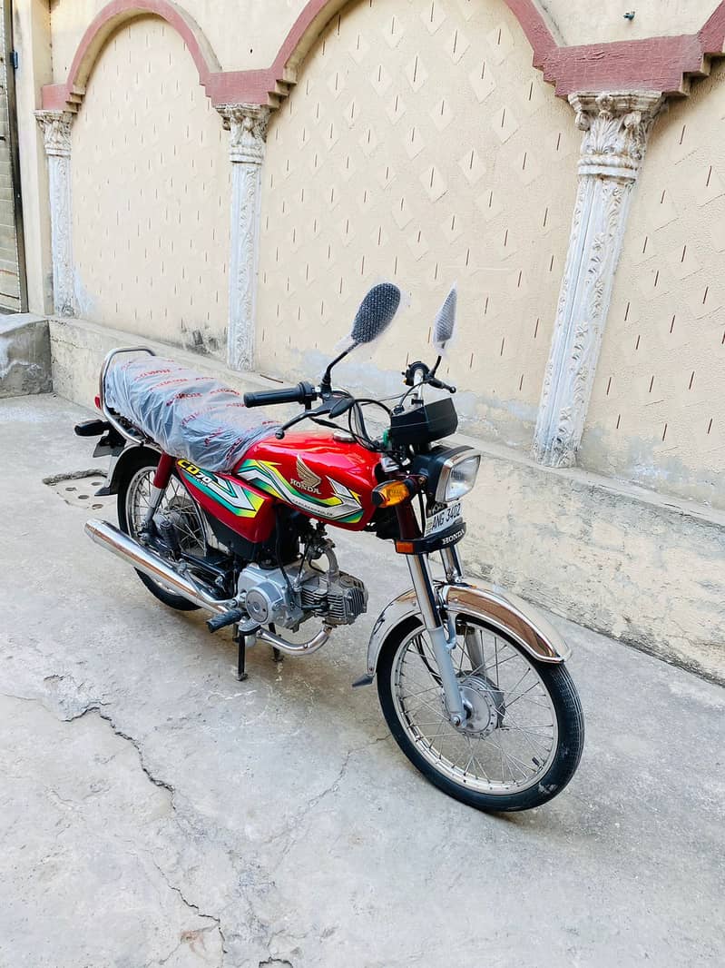 Honda CD 70 2023Model NEW Condition 8