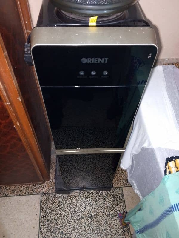 Orient Water Dispenser 0