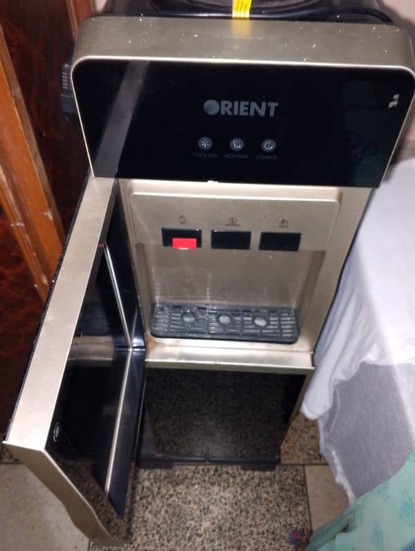 Orient Water Dispenser 1