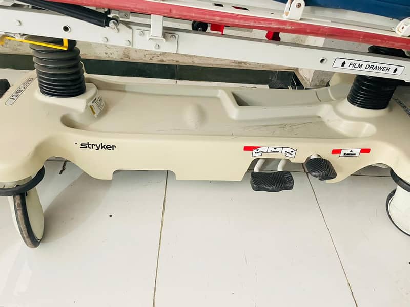 Pateint Stretcher / Pateint Trolly / Emergency Stretcher 12