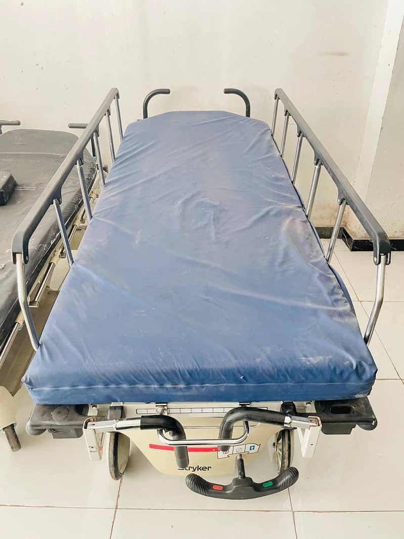 Pateint Stretcher / Pateint Trolly / Emergency Stretcher 16