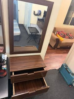 mirror with drawers