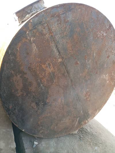 Diesel oil tank