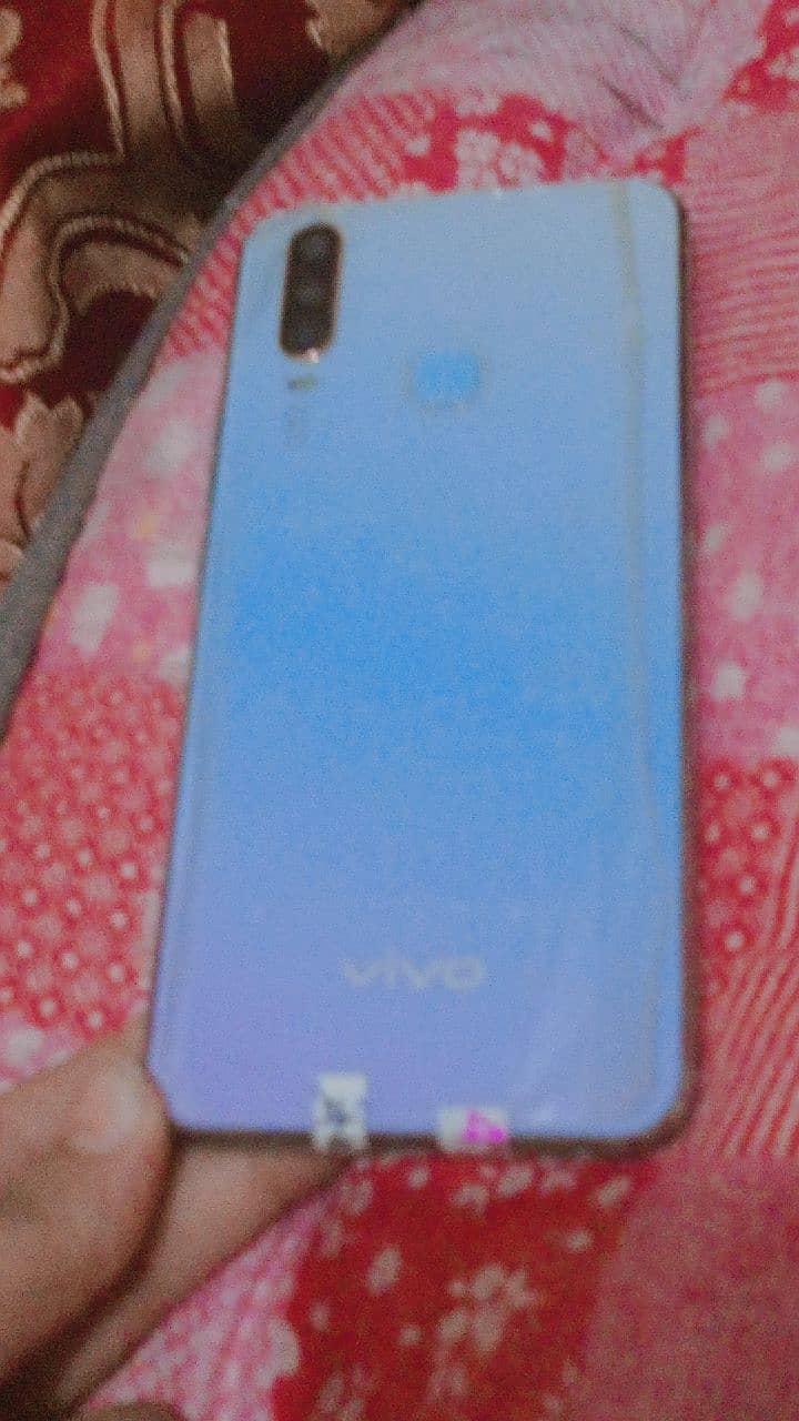 Assalamu Alaikum main apna Vivo Y17 8gb /256 urgent sale karna h 6