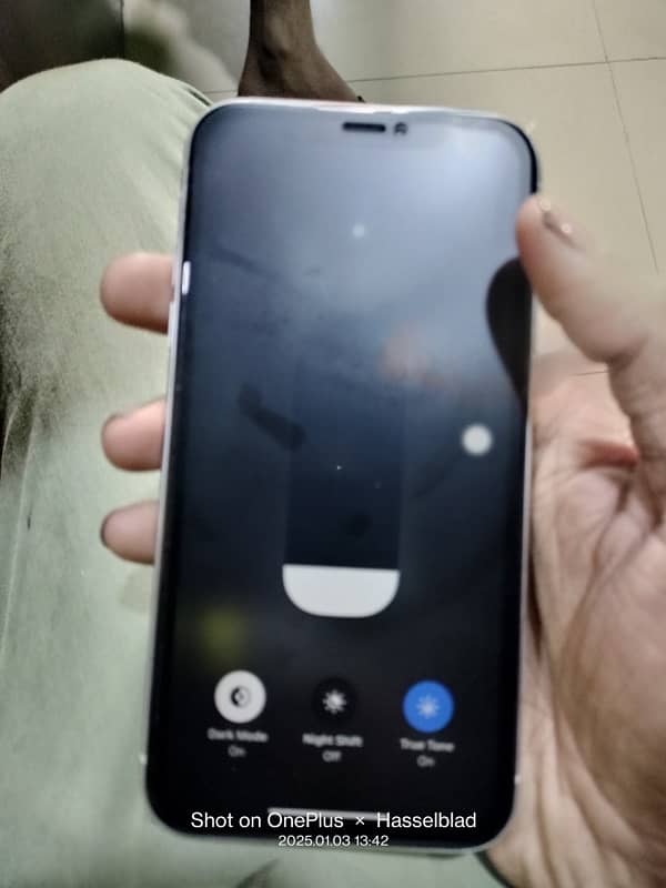 I am salling my iphone xr 64 0