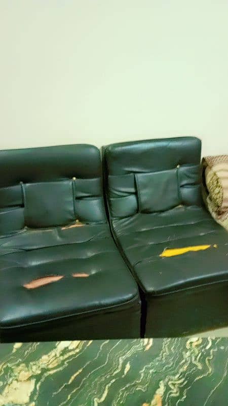 Used Sofa set for sale 0