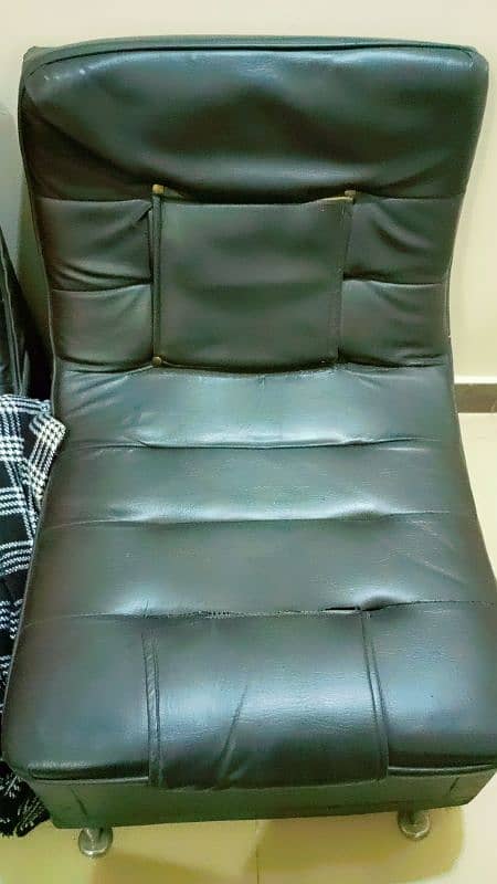 Used Sofa set for sale 1