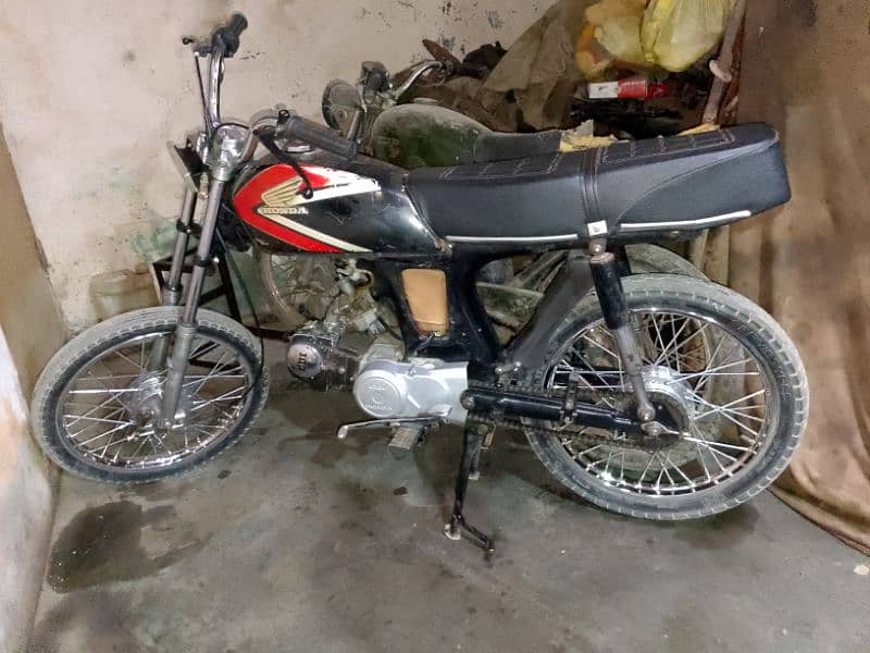 Honda 70 cc full Alter 1998 model full Alter 124 engine 2