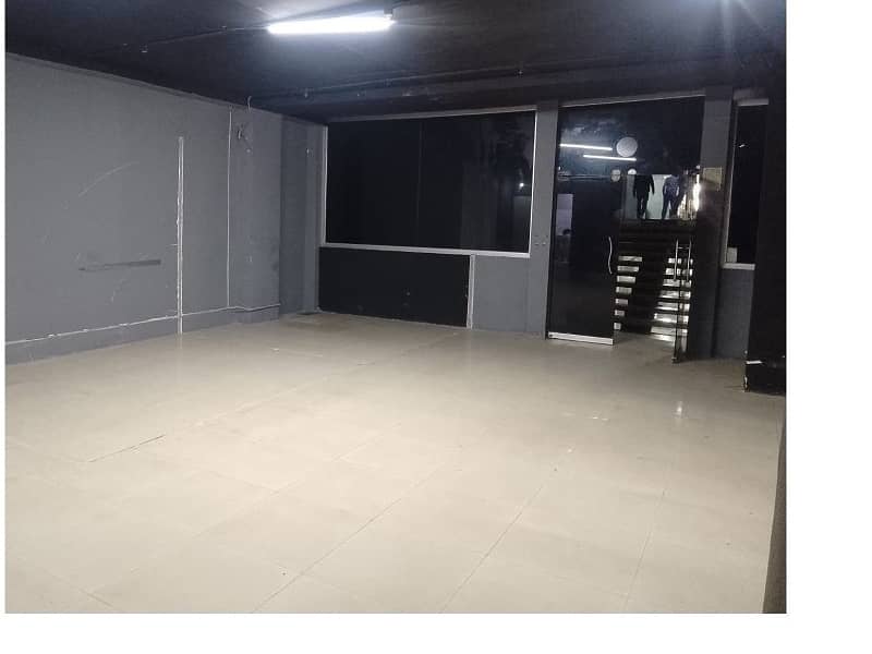 Area 700 Square Feet Office Available For Rent Real Pictures In Main Boulevard Road Gulberg 3 Lahore 1