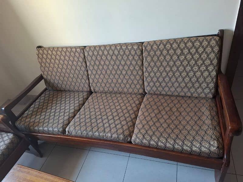 5 Seater Sofa For Sale at Bahria Town Karachi 1