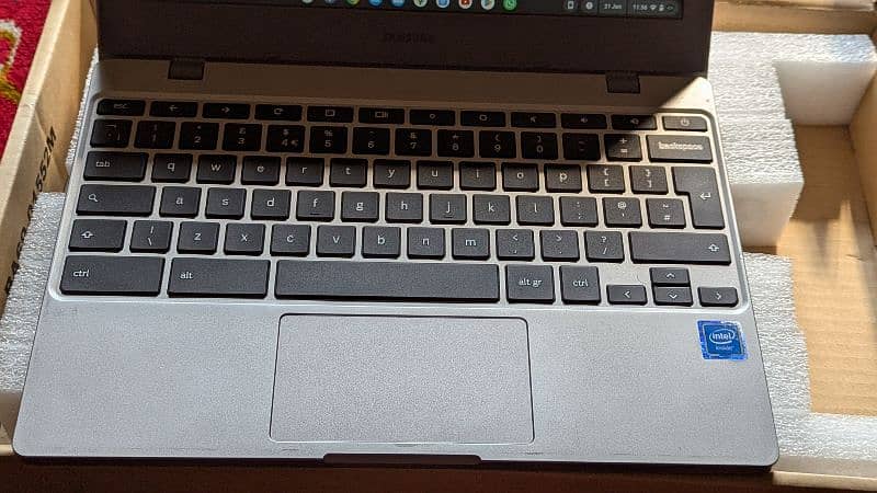 samsung chromebook for sale urgent. 7